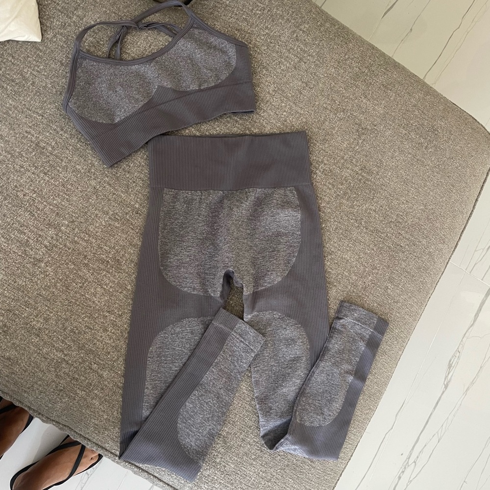 Workout Set - Picture 2 of 5